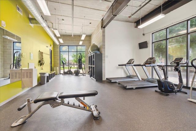 250 State St Apt 303, Cedar Falls, IA 50613