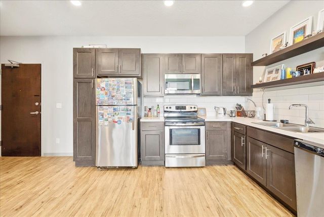 250 State St Apt 303, Cedar Falls, IA 50613