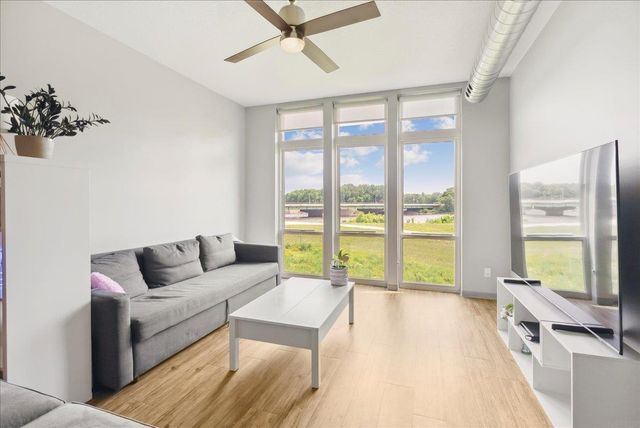 250 State St Apt 303, Cedar Falls, IA 50613