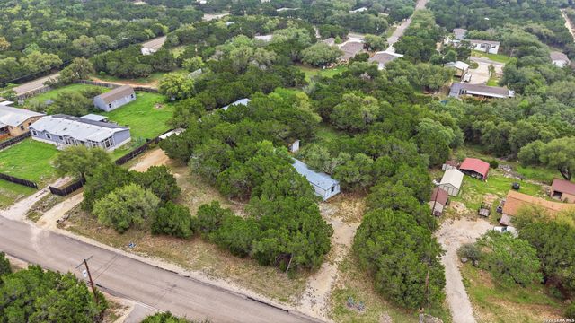 906 QAPPUELLA DR, Canyon Lake, TX 78133