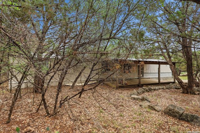 906 QAPPUELLA DR, Canyon Lake, TX 78133