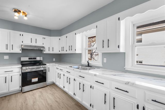 96 Putnam Street, Bristol, CT 06010