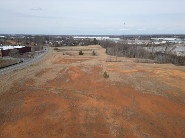 1 17th Ave, E, Springfield, TN 37172