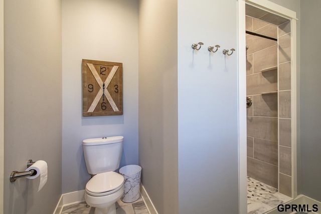 8523 Riverdale Road, Plattsmouth, NE 68046