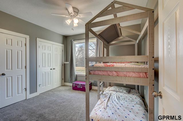 8523 Riverdale Road, Plattsmouth, NE 68046