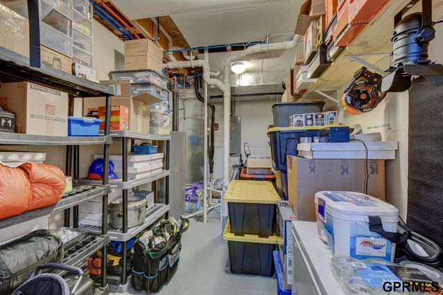 8523 Riverdale Road, Plattsmouth, NE 68046