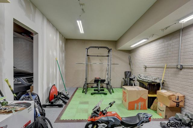 8523 Riverdale Road, Plattsmouth, NE 68046