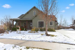 21977 Brookside Avenue, Elkhorn, NE 68022