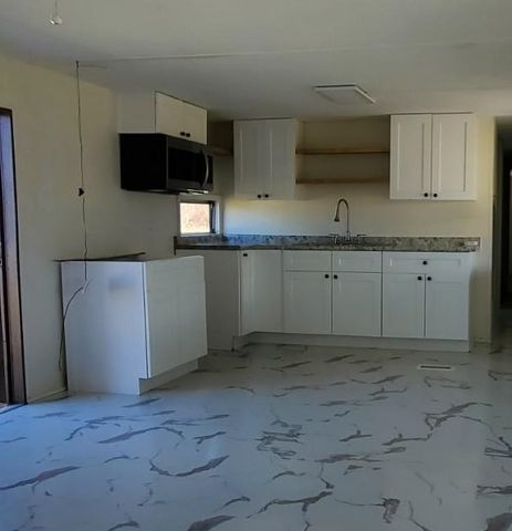 422 Sharnell Drive, Houma, LA 70364