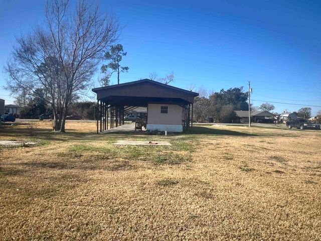 422 Sharnell Drive, Houma, LA 70364