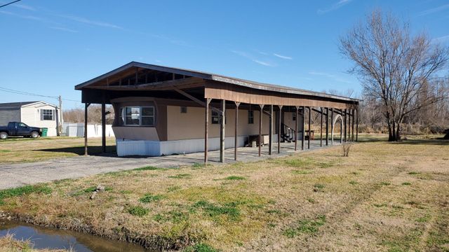 422 Sharnell Drive, Houma, LA 70364