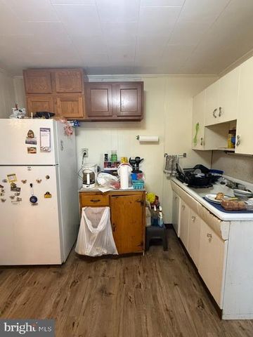 2312 CRALEY RD, Windsor, PA 17366