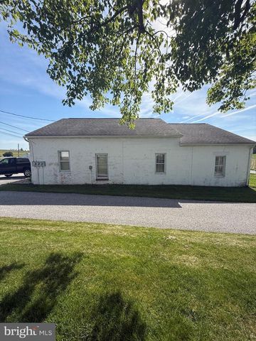 2312 CRALEY RD, Windsor, PA 17366