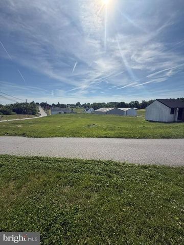 2312 CRALEY RD, Windsor, PA 17366