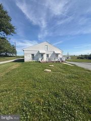 2312 CRALEY RD, Windsor, PA 17366