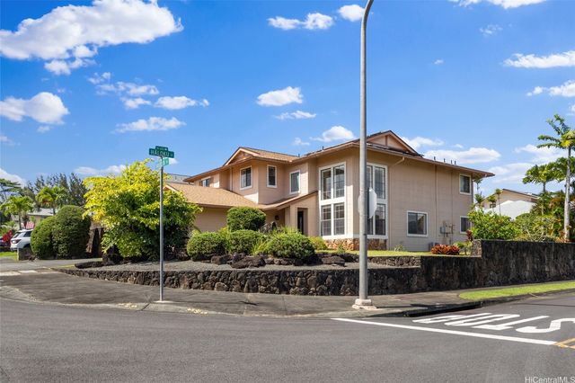 95-1022 Hololea Street, Mililani, HI 96789