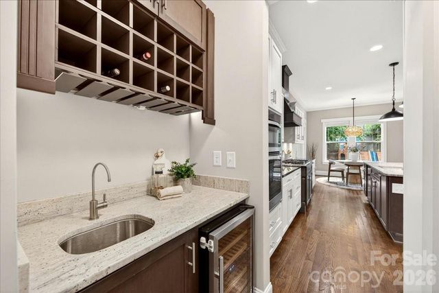 1624 Brook Road, Charlotte, NC 28205