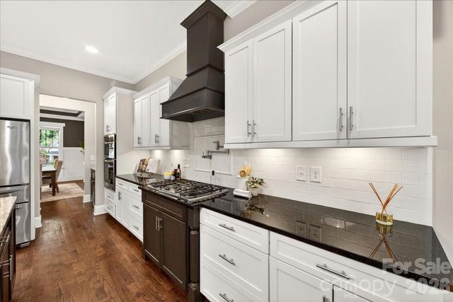 1624 Brook Road, Charlotte, NC 28205