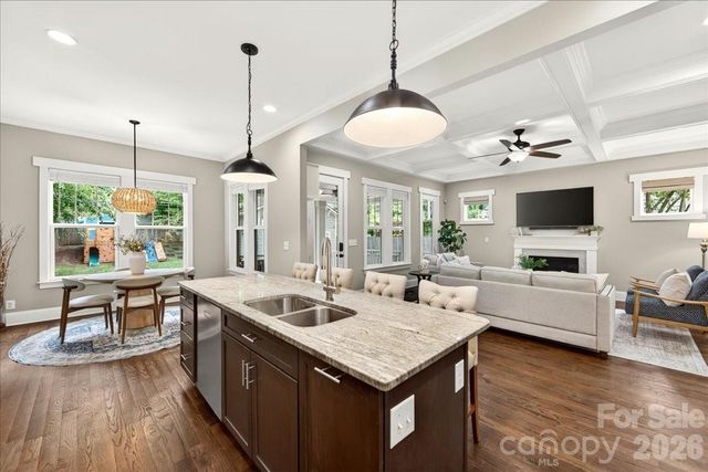 1624 Brook Road, Charlotte, NC 28205