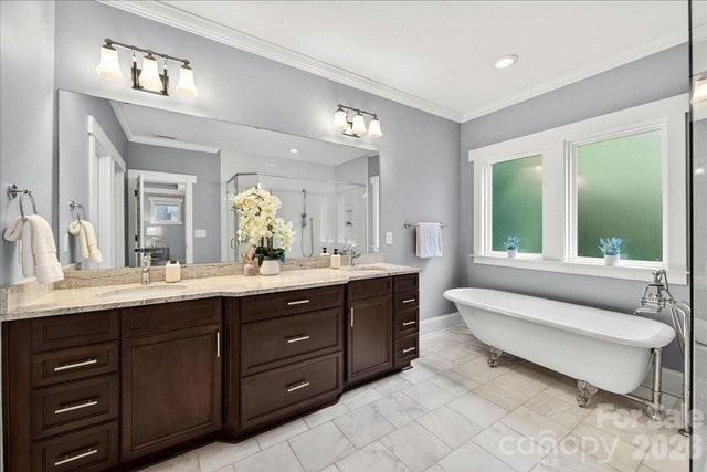 1624 Brook Road, Charlotte, NC 28205