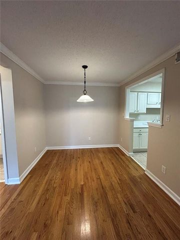 1016 Wingate Way, Atlanta, GA 30350