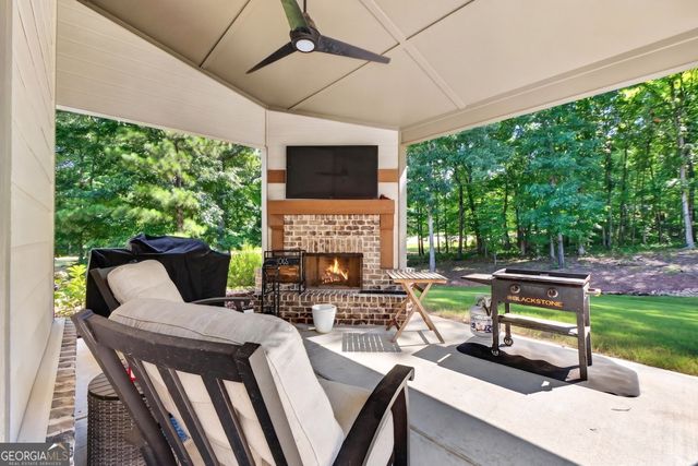 305 Preakness Way, Forsyth, GA 31029