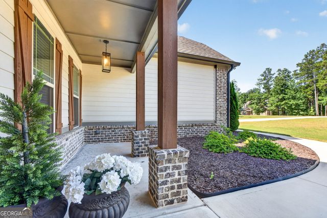 305 Preakness Way, Forsyth, GA 31029