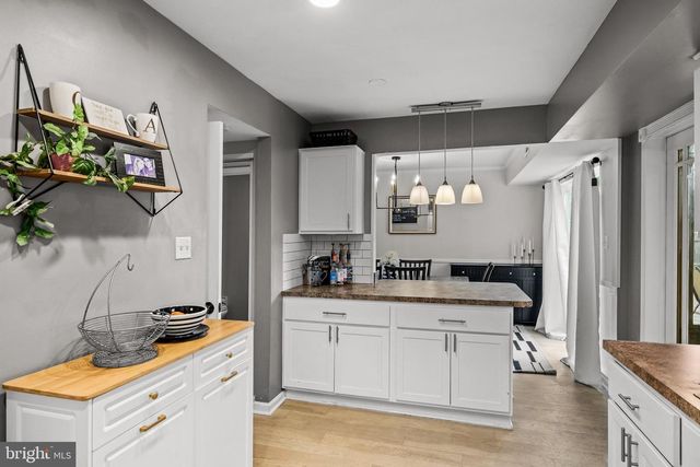 71 EDINBURGH RD, Blackwood, NJ 08012