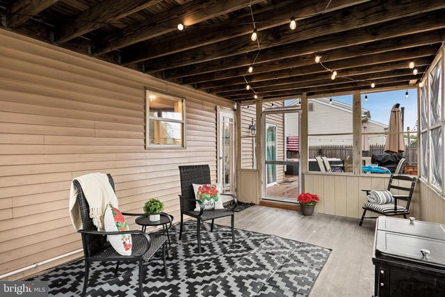 71 EDINBURGH RD, Blackwood, NJ 08012