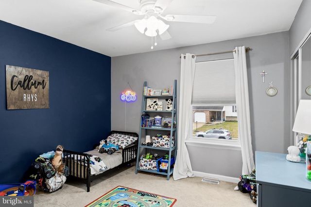 71 EDINBURGH RD, Blackwood, NJ 08012