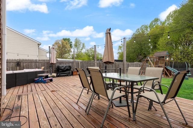 71 EDINBURGH RD, Blackwood, NJ 08012