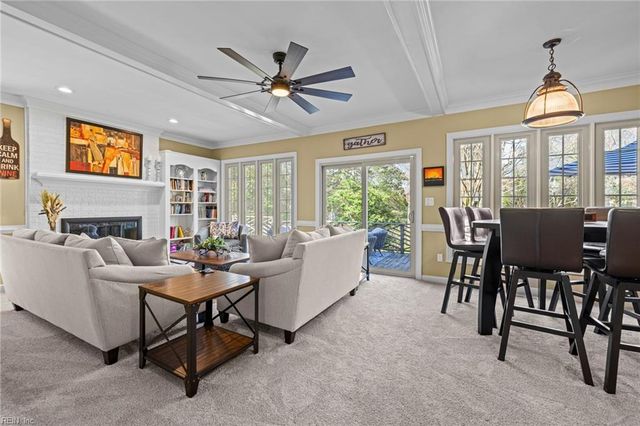 3232 Stapleford CHSE, Virginia Beach, VA 23452