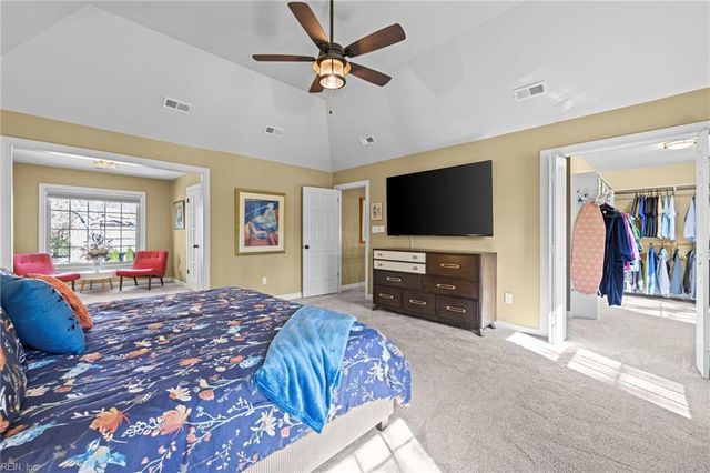 3232 Stapleford CHSE, Virginia Beach, VA 23452