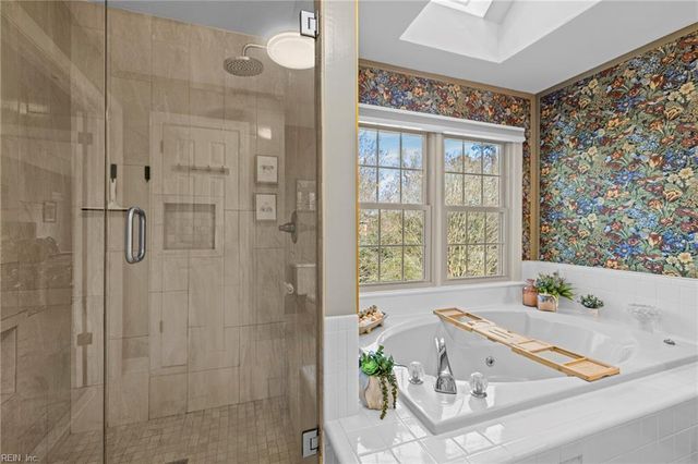 3232 Stapleford CHSE, Virginia Beach, VA 23452