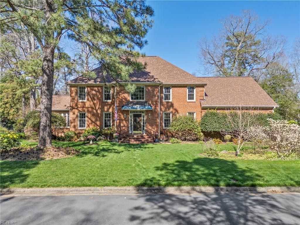 3232 Stapleford CHSE, Virginia Beach, VA 23452