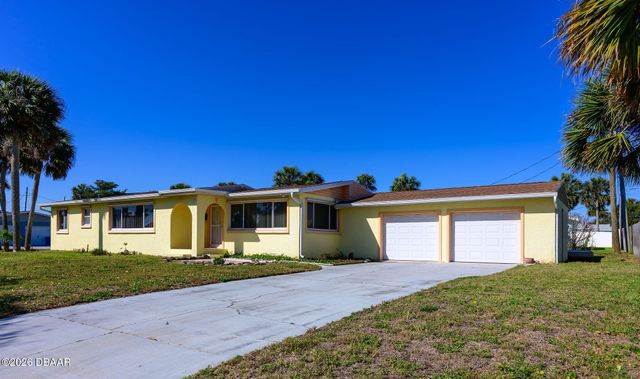 129 Country Club Drive, Ormond Beach, FL 32176