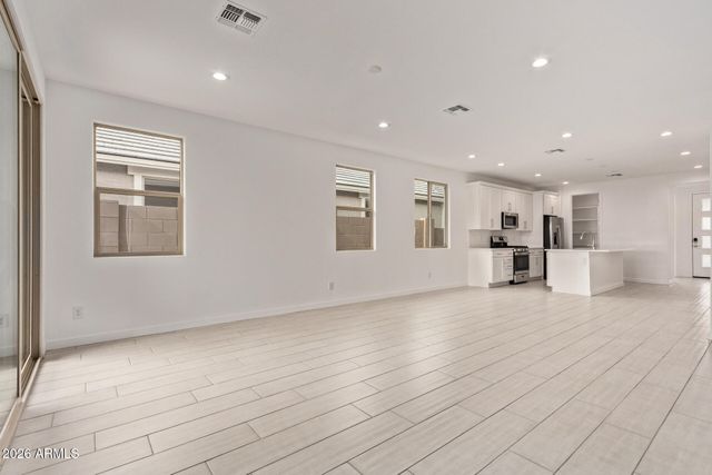 5343 W ROYAL PALM Road, Glendale, AZ 85302