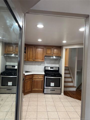 17 Paerdegat 8th Street 2, Brooklyn, NY 11236