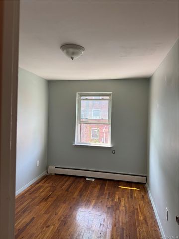 17 Paerdegat 8th Street 2, Brooklyn, NY 11236