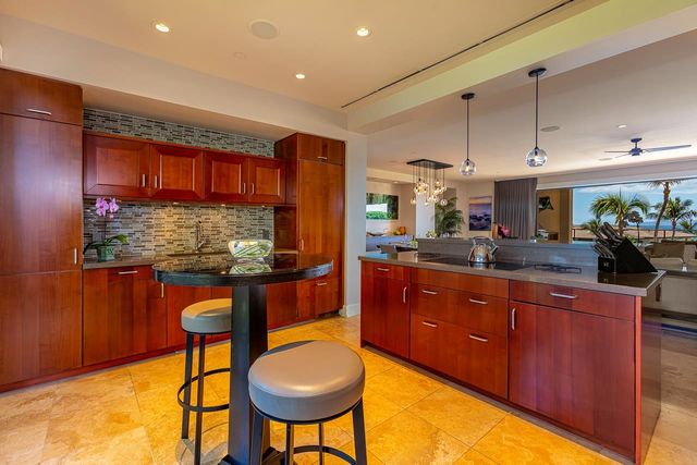 3800 Wailea Alanui Dr Ph 208, Kihei, HI 96753