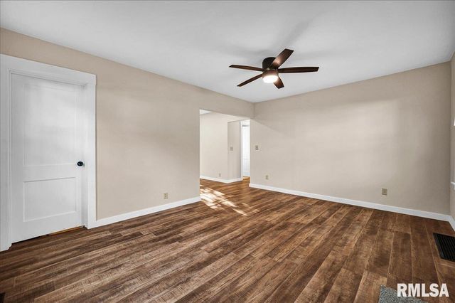 514 N 5TH Street, Chillicothe, IL 61523