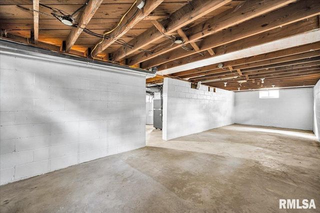 514 N 5TH Street, Chillicothe, IL 61523