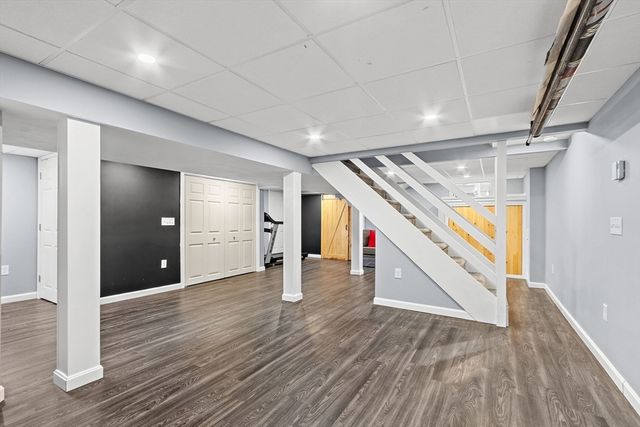 61 Pine Ridge Dr, Franklin, MA 02038