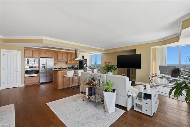 4545 Commerce St Unit 2501, Virginia Beach, VA 23462