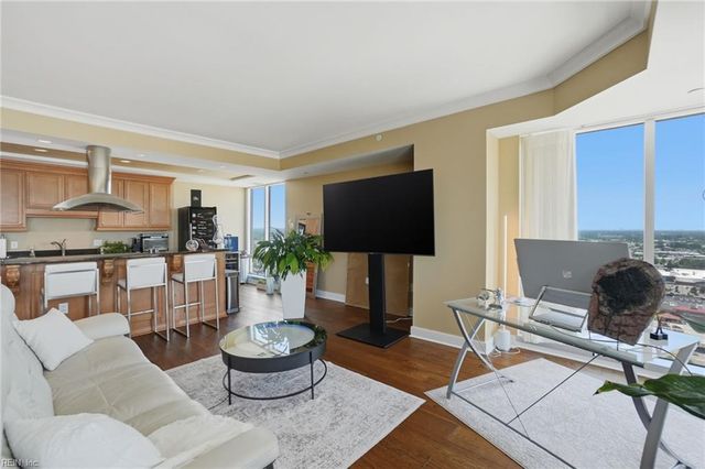 4545 Commerce St Unit 2501, Virginia Beach, VA 23462