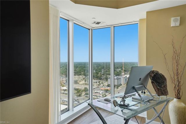 4545 Commerce St Unit 2501, Virginia Beach, VA 23462