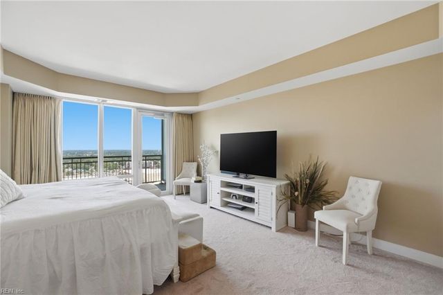 4545 Commerce St Unit 2501, Virginia Beach, VA 23462