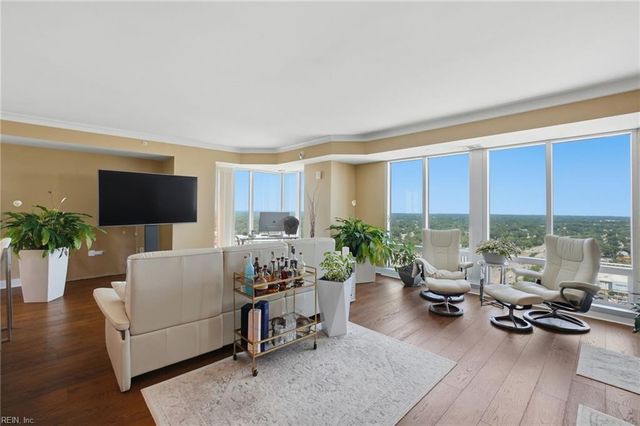 4545 Commerce St Unit 2501, Virginia Beach, VA 23462