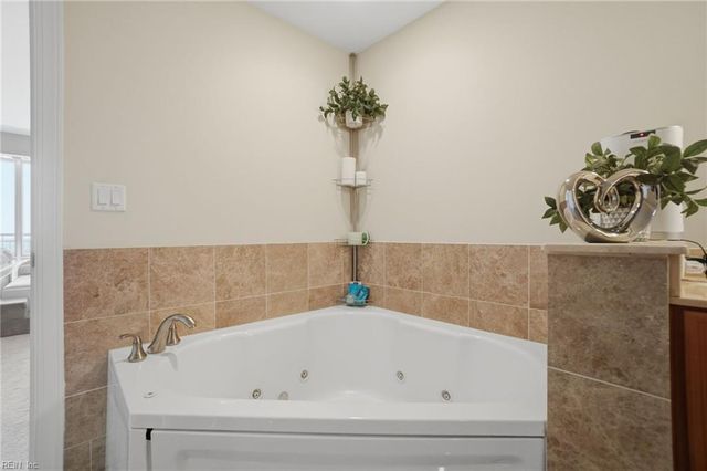 4545 Commerce St Unit 2501, Virginia Beach, VA 23462