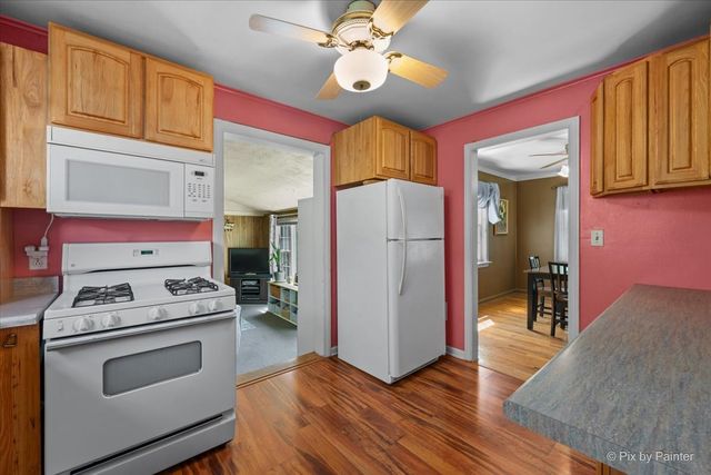 3201 Kemman Avenue, Brookfield, IL 60513